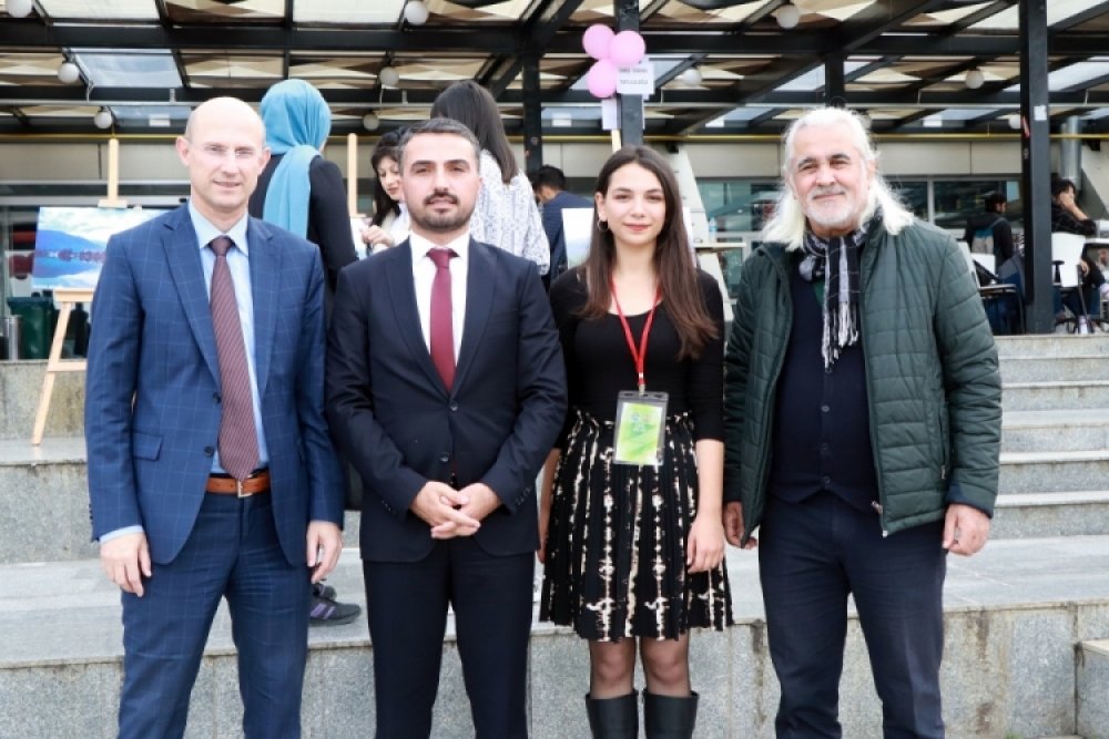 On dokuz Mayıs Üniversitesi’nde Ayvacık Sergisi